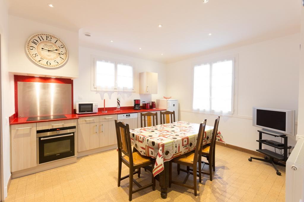 Appartements - Chez Alice Salies-de-Béarn Kültér fotó